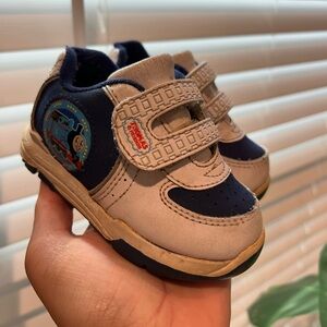 Vintage/Y2K Thomas & Friends Sneakers -  2005 size 5